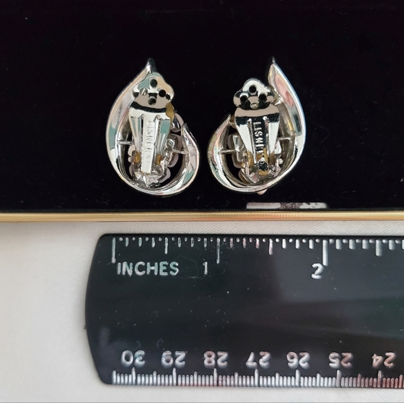 Sold❗️3/30$ Signed LISNER Vintage Earrings, Pimk Vintage Earrings, - Picture 3 of 4